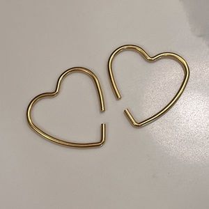 8 gauge gold heart earrings